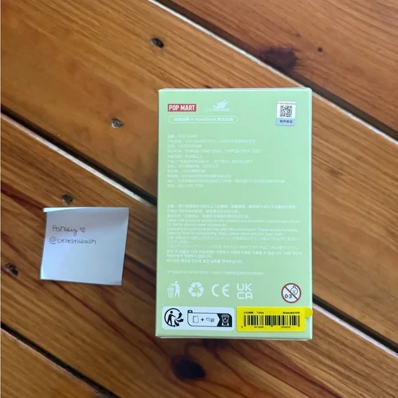 Exciting Macaron Labubu - Picture 3 of 7